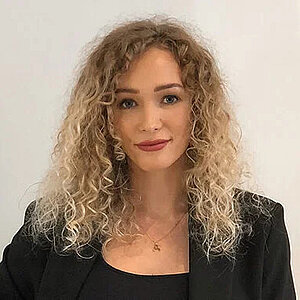Natalie Frieb ,