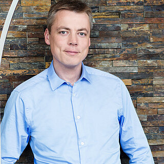 Dr. Ansgar Mayer